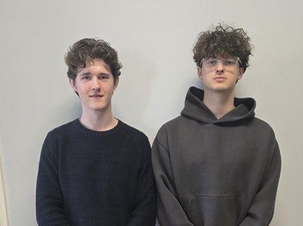 Od školy k praxi. Jak studenti AMBIS poznávali IT v M2C